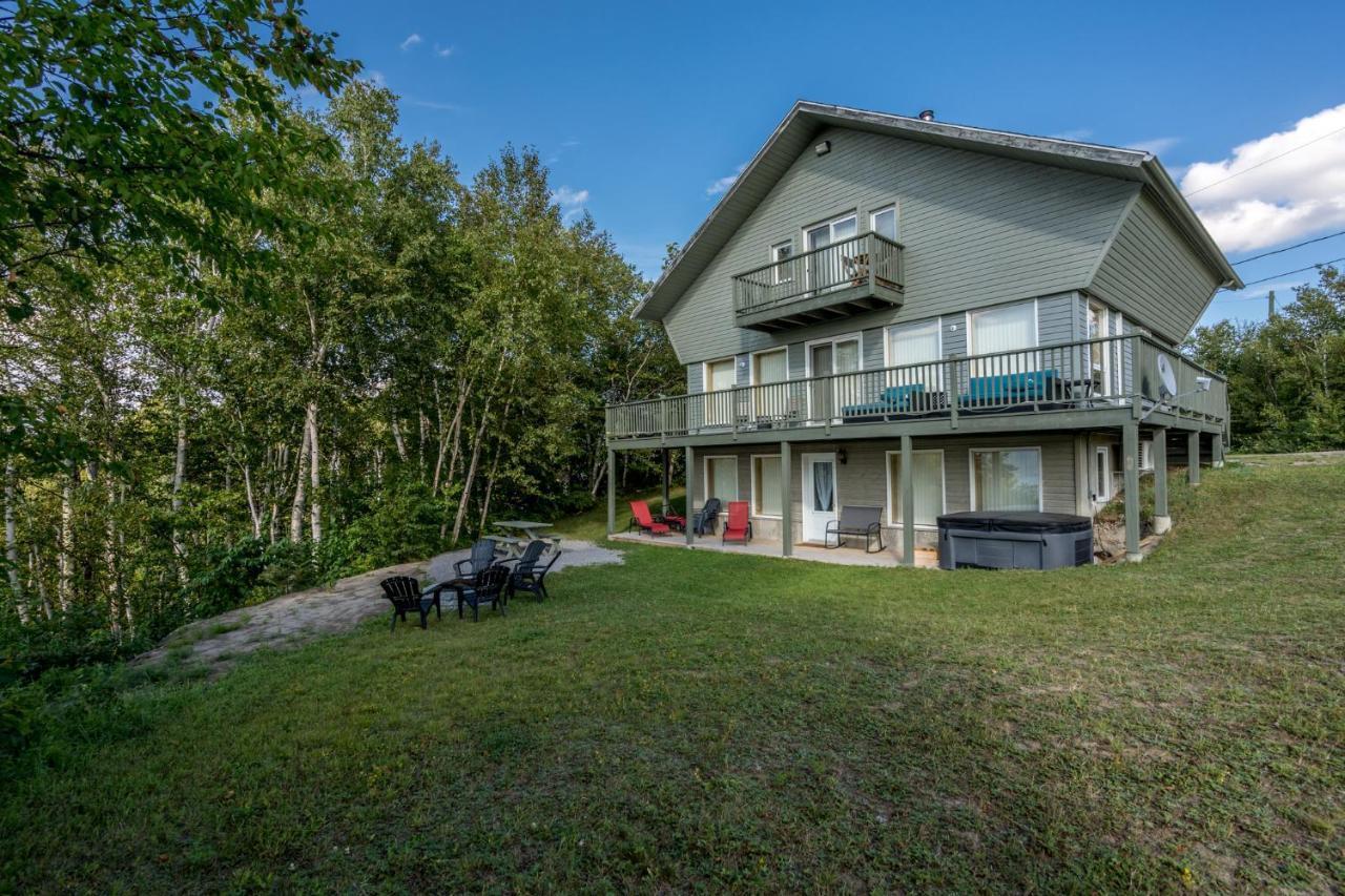 Montfjord - Chalets, Spa Et Vue - Chantafjord #2 Sacre-Coeur Екстер'єр фото